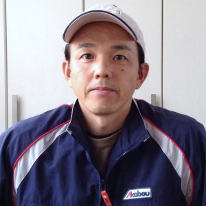 赤帽・前田300×300